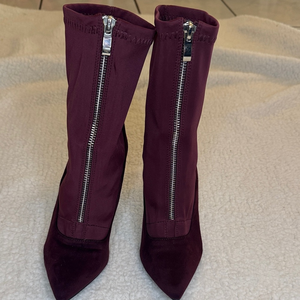 So Me Burgundy Heeled Boots with Zipper